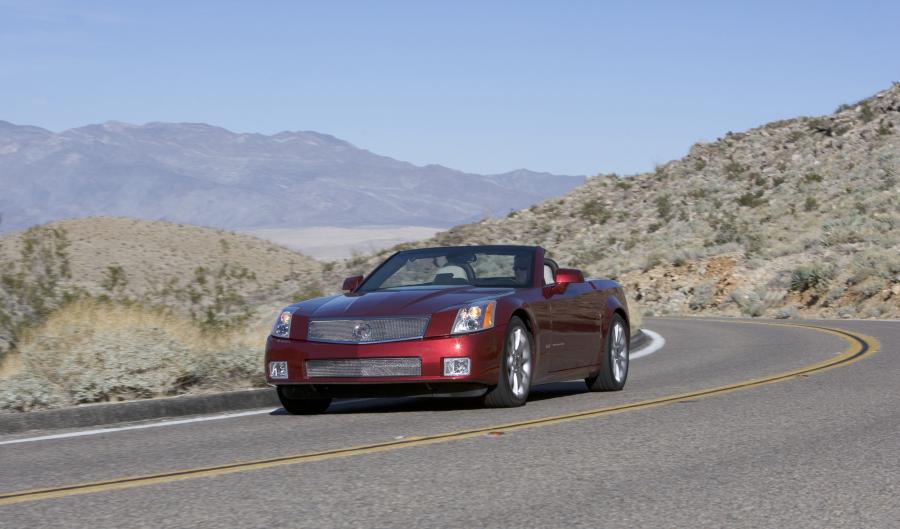  Cadillac XLR-V 2006 года  (фото 7 из 58)